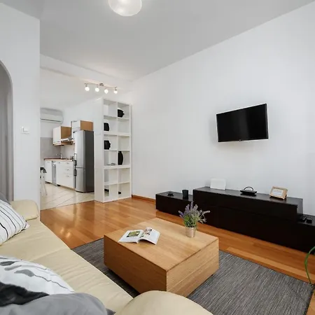 Peschiera By Briskva Apartment *